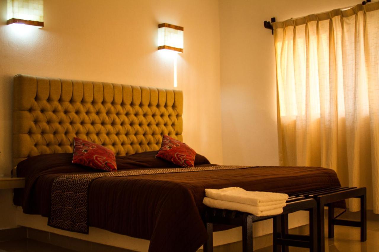 Hotel Arista Bugambilias Puerto Arista Bagian luar foto