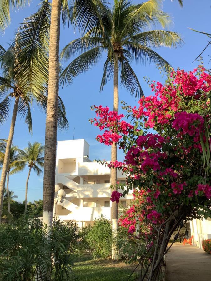 Hotel Arista Bugambilias Puerto Arista Bagian luar foto